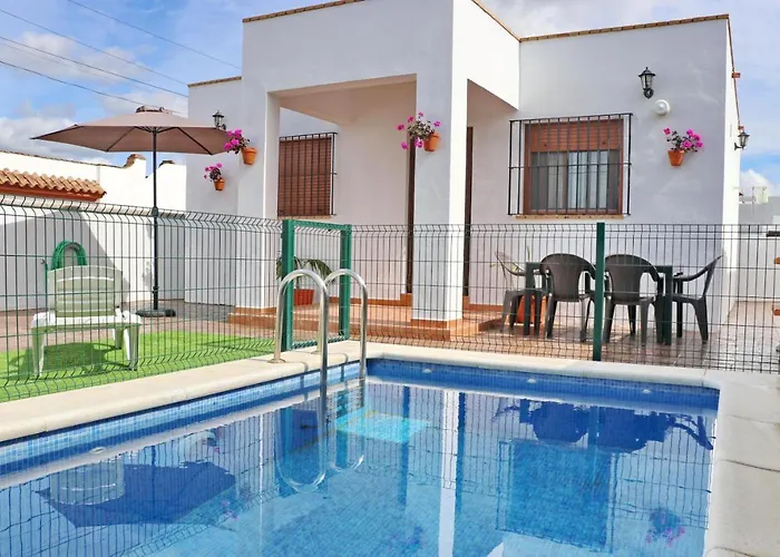 Ana * كونيل ذي لا فرونتيرا